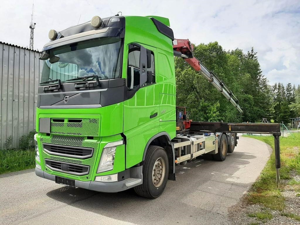 Volvo FH500 6X2 PALIFT + HMF 2120 K5 - Камион со кука за подигање: слика 1 Volvo FH500 6X2 PALIFT + HMF 2120 K5 - Камион со кука за подигање: слика 1