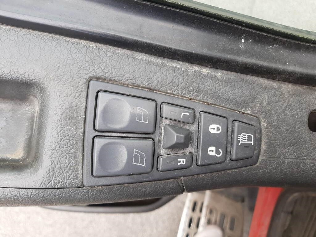 Камион со кука за подигање Volvo FM12 460 6X2 JOAB 338kW: слика 13