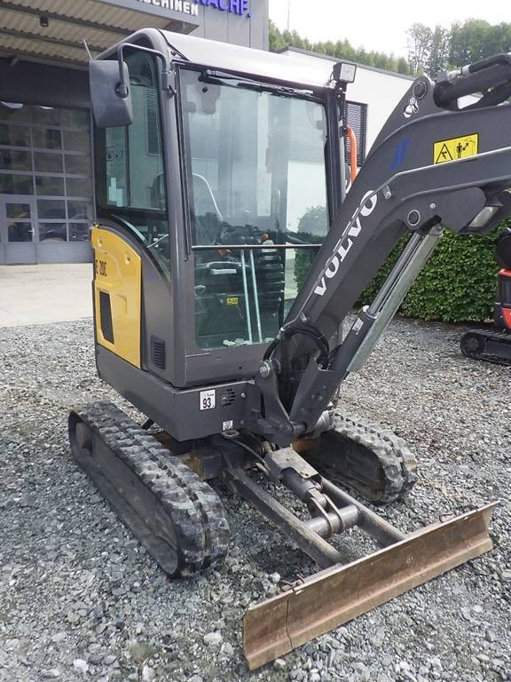 Volvo EC 20 E  - Мини багер: слика 4 Volvo EC 20 E  - Мини багер: слика 4