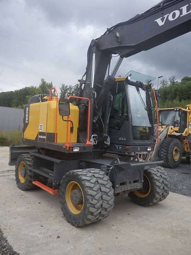 Volvo EWR 170 E - Багер на тркала: слика 4 Volvo EWR 170 E - Багер на тркала: слика 4