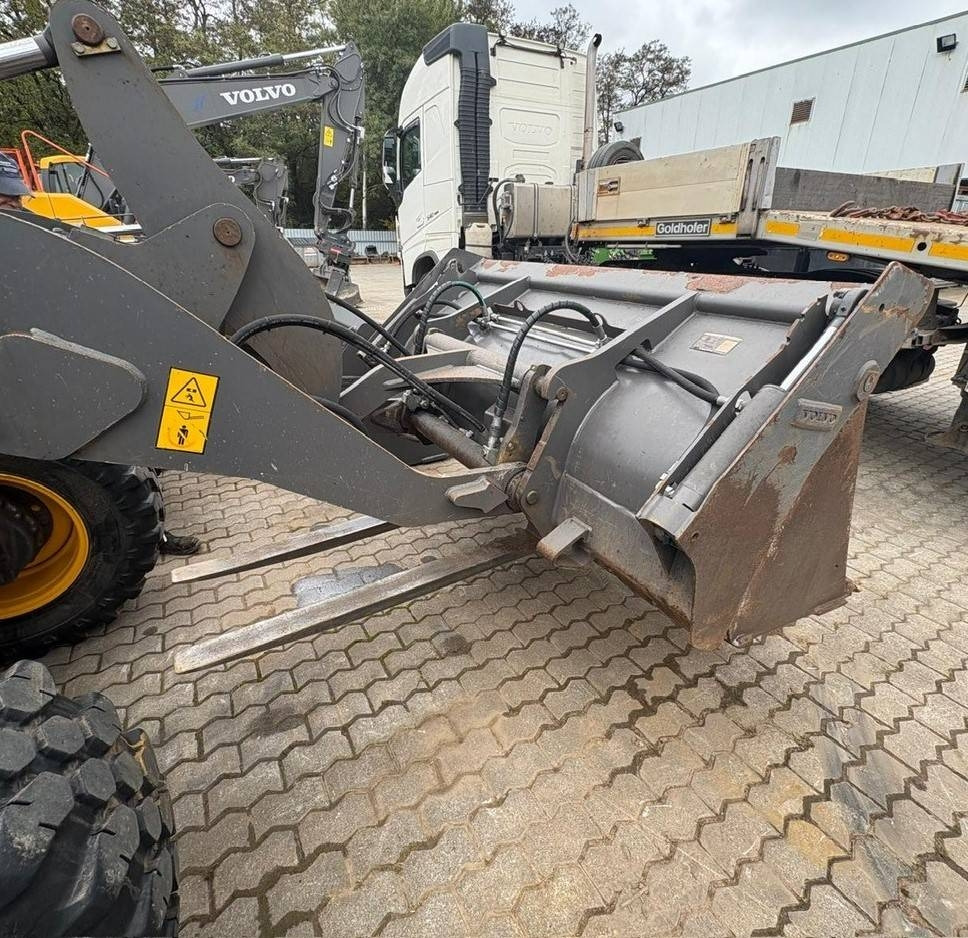 Volvo L 35 G - Натоварувач на тркала: слика 5 Volvo L 35 G - Натоварувач на тркала: слика 5