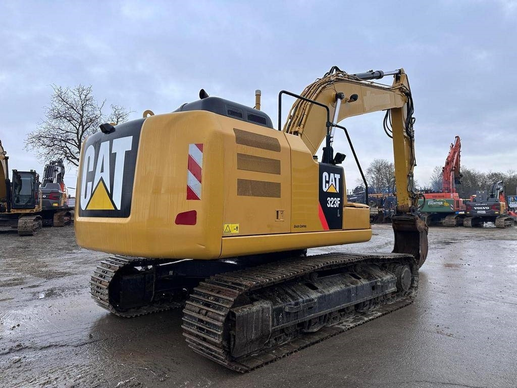 CAT 323 F L ( Vorgerüstet auf Trimble GCS900 3D ) - Багер гасеничар: слика 5 CAT 323 F L ( Vorgerüstet auf Trimble GCS900 3D ) - Багер гасеничар: слика 5