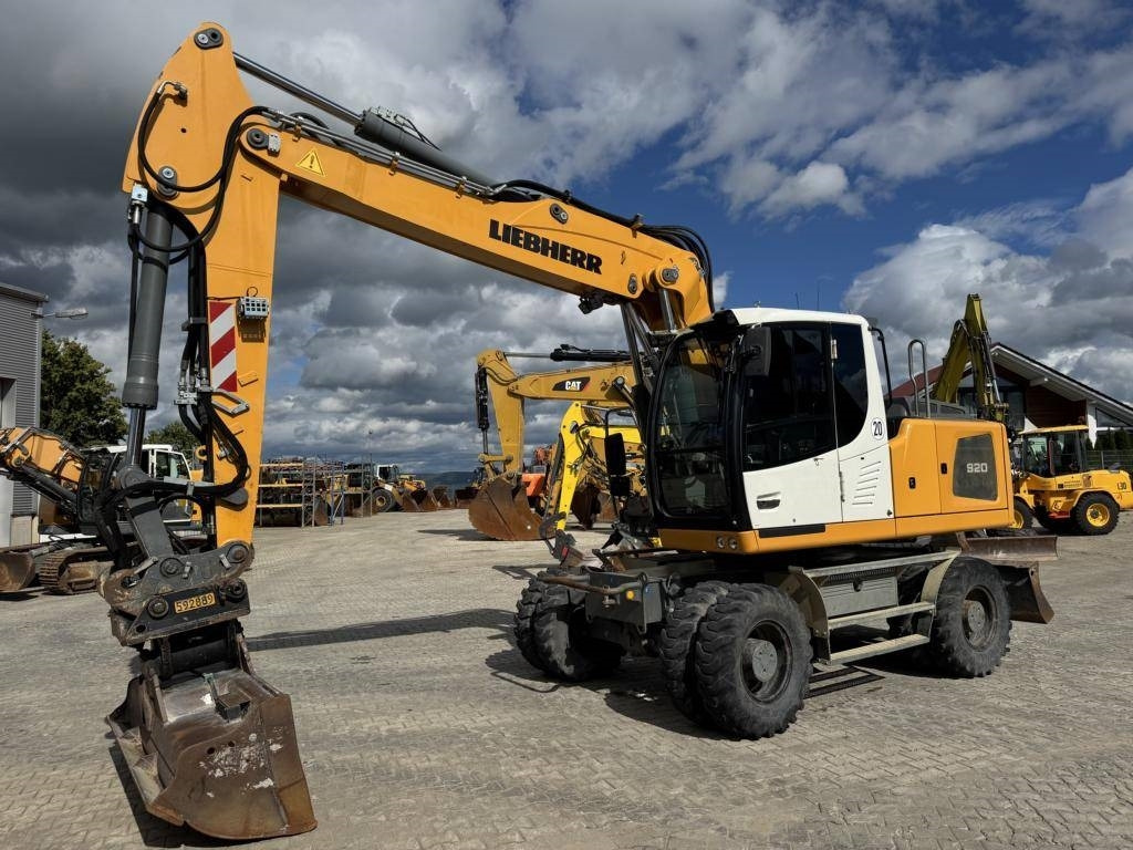 Liebherr A 920 Litronic - Багер на тркала: слика 3 Liebherr A 920 Litronic - Багер на тркала: слика 3