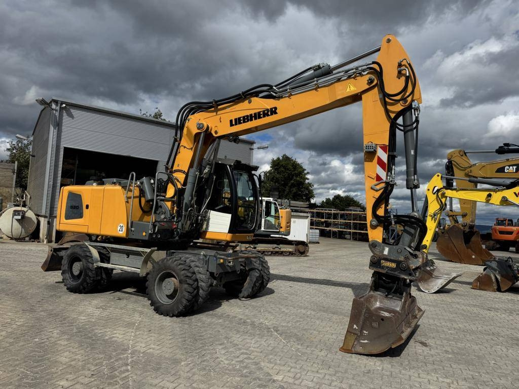 Liebherr A 920 Litronic - Багер на тркала: слика 1 Liebherr A 920 Litronic - Багер на тркала: слика 1