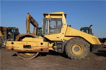 Bomag BW 225 D-3 - Ваљак за пат: слика 1 Bomag BW 225 D-3 - Ваљак за пат: слика 1
