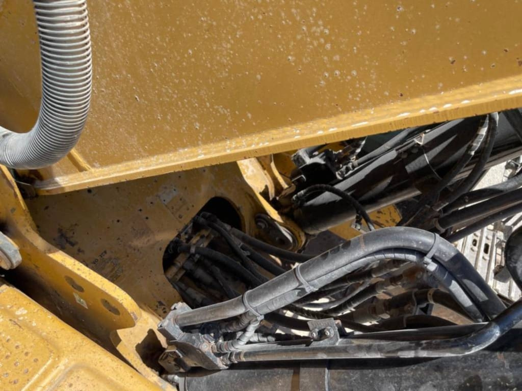CAT 330 D LN - Багер гасеничар: слика 1 CAT 330 D LN - Багер гасеничар: слика 1