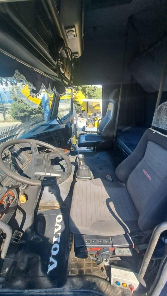 Лизинг на Volvo FH 12 420 Volvo FH 12 420: слика 20 Лизинг на Volvo FH 12 420 Volvo FH 12 420: слика 20