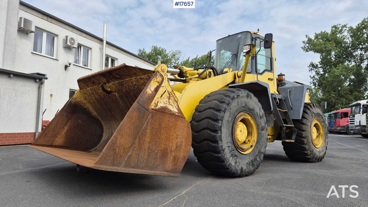 2000 Komatsu WA420-3H - Натоварувач на тркала: слика 2 2000 Komatsu WA420-3H - Натоварувач на тркала: слика 2