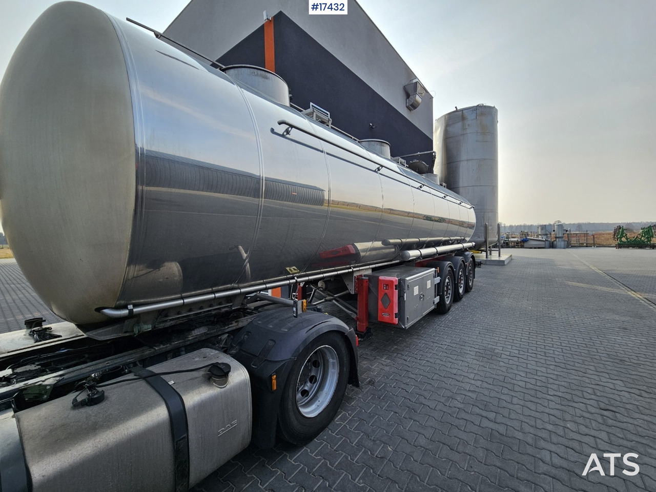 2006 Magyar SR34 food tanker - Полуприколка цистерна: слика 5 2006 Magyar SR34 food tanker - Полуприколка цистерна: слика 5