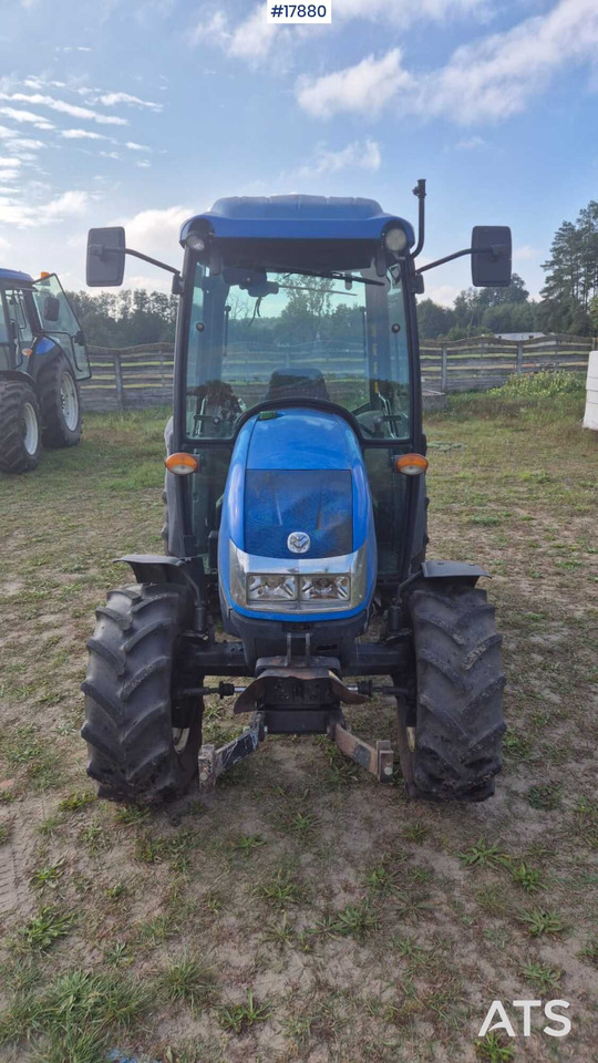 2011 New Holland T 3040 - Мини трактор: слика 2 2011 New Holland T 3040 - Мини трактор: слика 2