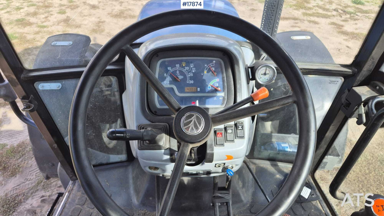 Трактор 2012 New Holland TD 5030: слика 15