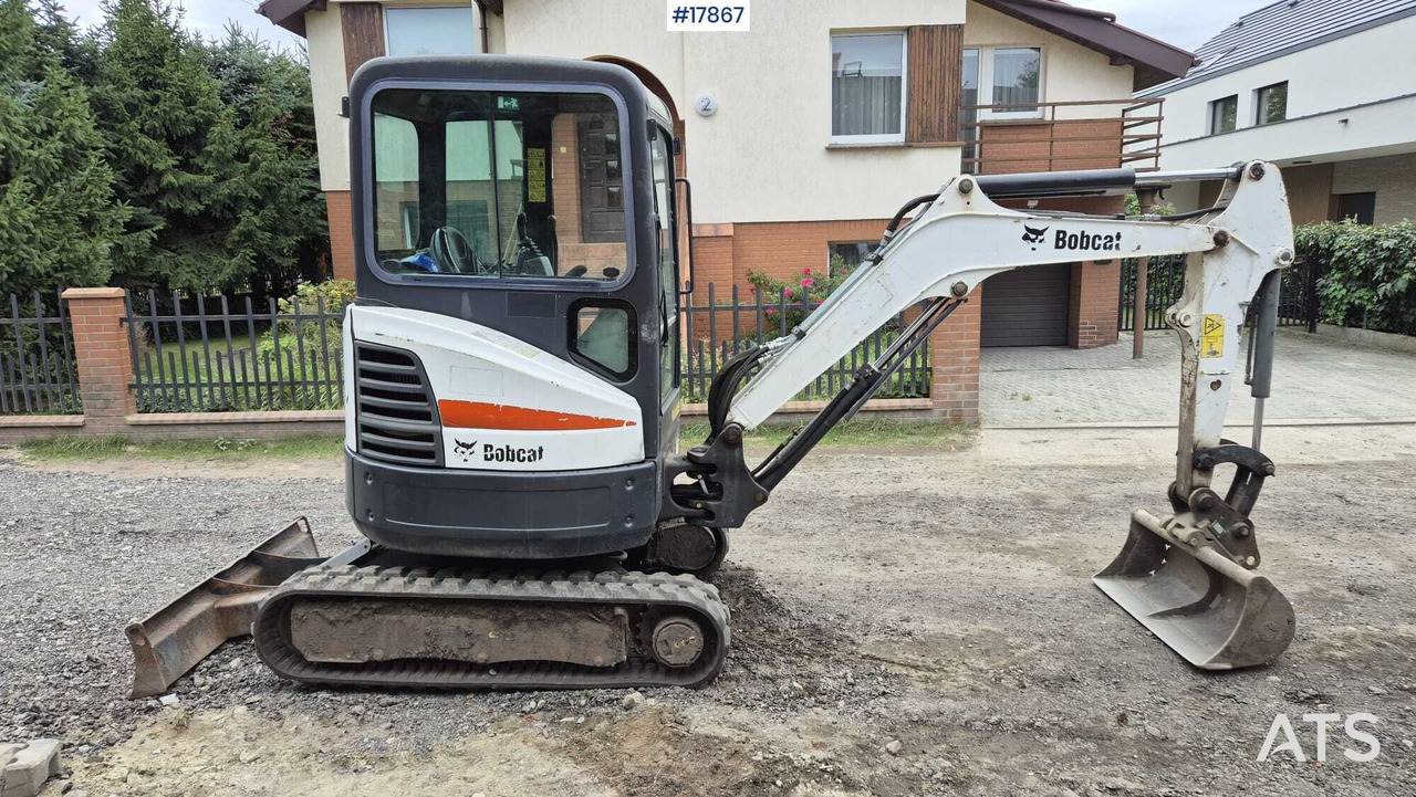 2015 Bobcat E25***EM - Мини багер: слика 3 2015 Bobcat E25***EM - Мини багер: слика 3