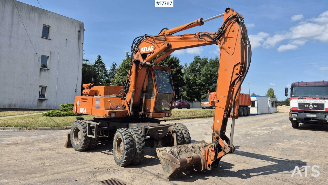 ATLAS 1304 wheeled excavator (1993) - Багер на тркала: слика 2 ATLAS 1304 wheeled excavator (1993) - Багер на тркала: слика 2