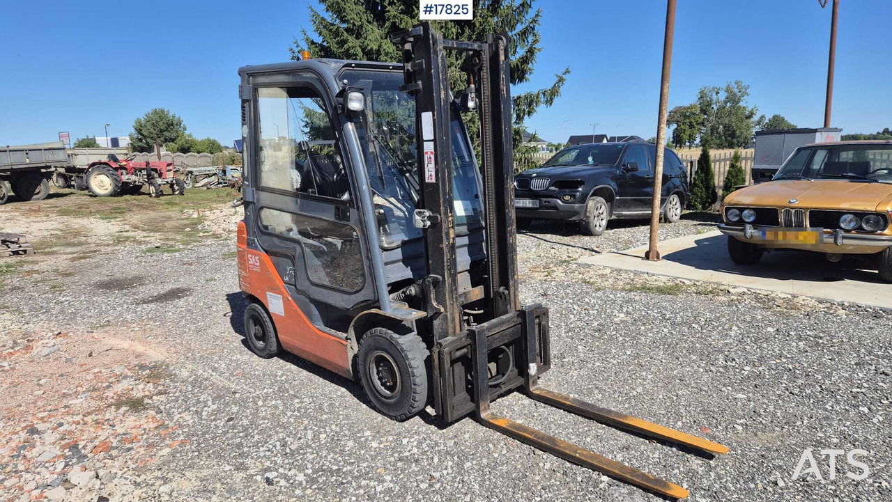 Forklift TOYOTA 02-8FGF15 (2007) - Плински вилушкар: слика 1 Forklift TOYOTA 02-8FGF15 (2007) - Плински вилушкар: слика 1