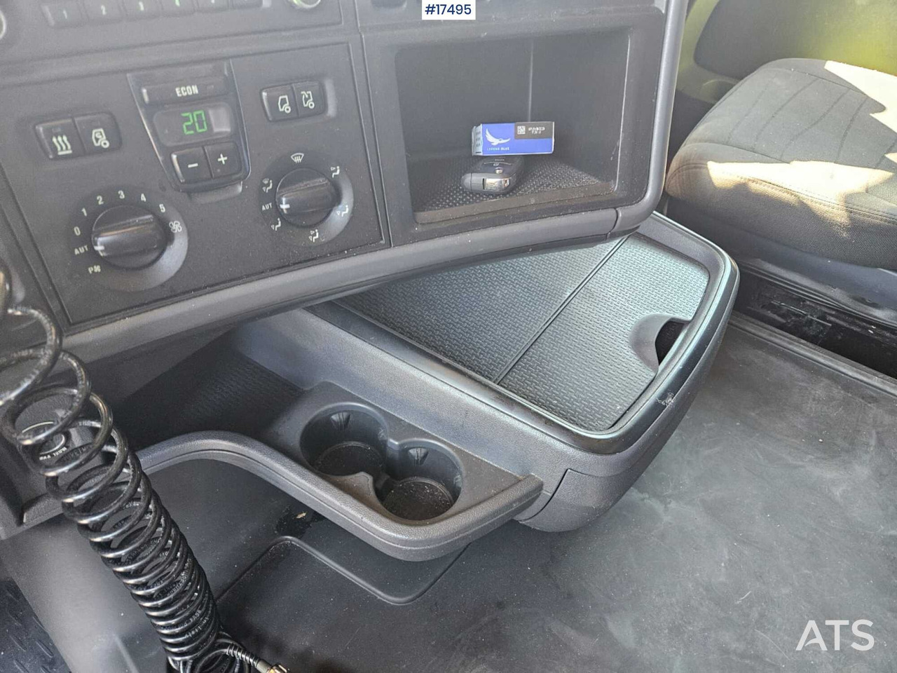Камион влекач 2017 Scania R450: слика 16
