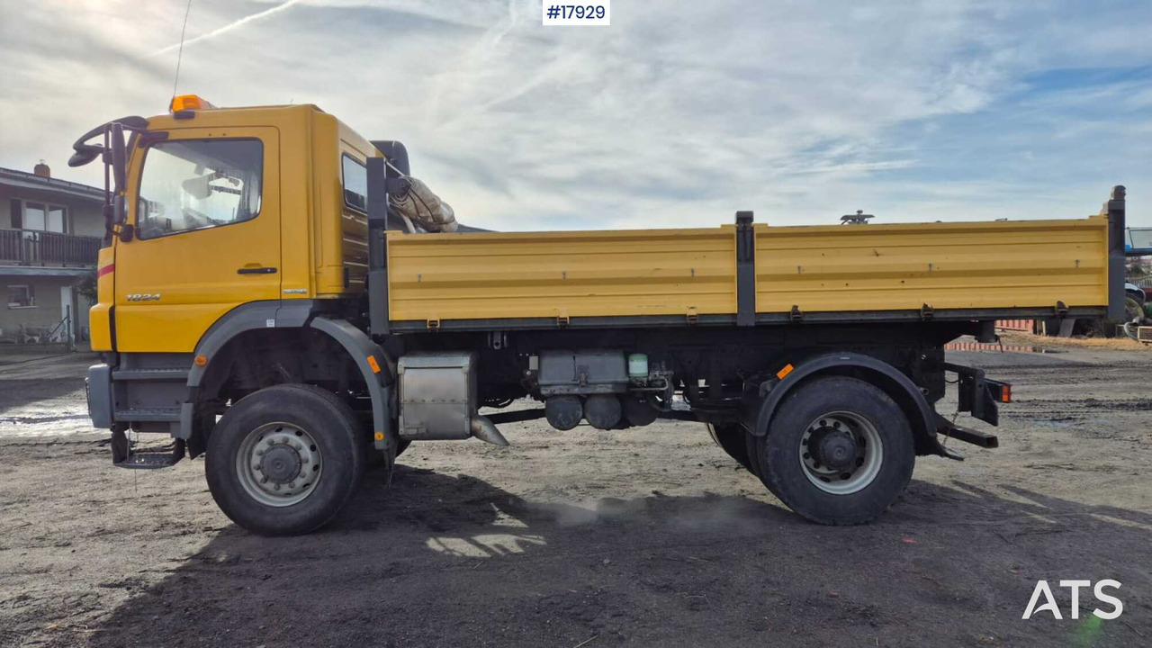 Кипер Mercedes-Benz 1824 4x4 dump truck (2005): слика 10 Кипер Mercedes-Benz 1824 4x4 dump truck (2005): слика 10