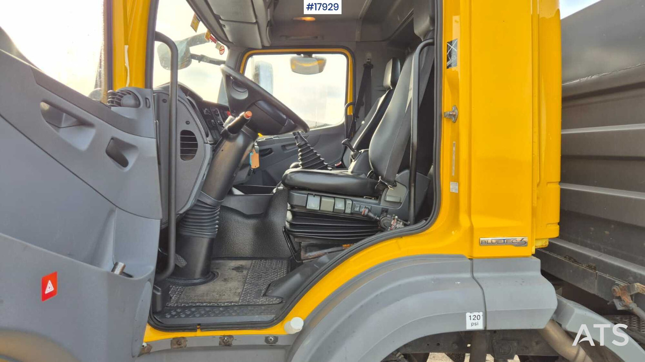 Кипер Mercedes-Benz 1824 4x4 dump truck (2005): слика 15 Кипер Mercedes-Benz 1824 4x4 dump truck (2005): слика 15