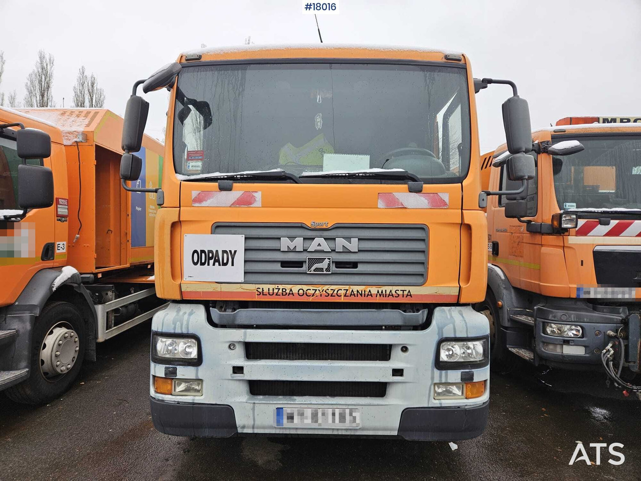 Truck MAN TGA 26.320 (2007) with EKOCEL MEDIUM XL garbage truck body. - Камион за ѓубре: слика 2 Truck MAN TGA 26.320 (2007) with EKOCEL MEDIUM XL garbage truck body. - Камион за ѓубре: слика 2