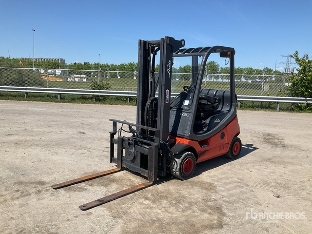 2001 Linde H20T-03 2000 kg Forklift - Вилушкар: слика 3 2001 Linde H20T-03 2000 kg Forklift - Вилушкар: слика 3