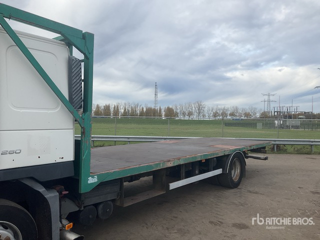 2002 Volvo FM280 4x2 Sleeper Flatbed Truck - Камион со платформа: слика 5 2002 Volvo FM280 4x2 Sleeper Flatbed Truck - Камион со платформа: слика 5