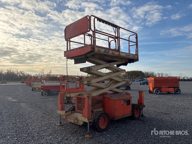 2006 JLG 260MRT Diesel Scissor Lift - Кревач ножица: слика 2 2006 JLG 260MRT Diesel Scissor Lift - Кревач ножица: слика 2