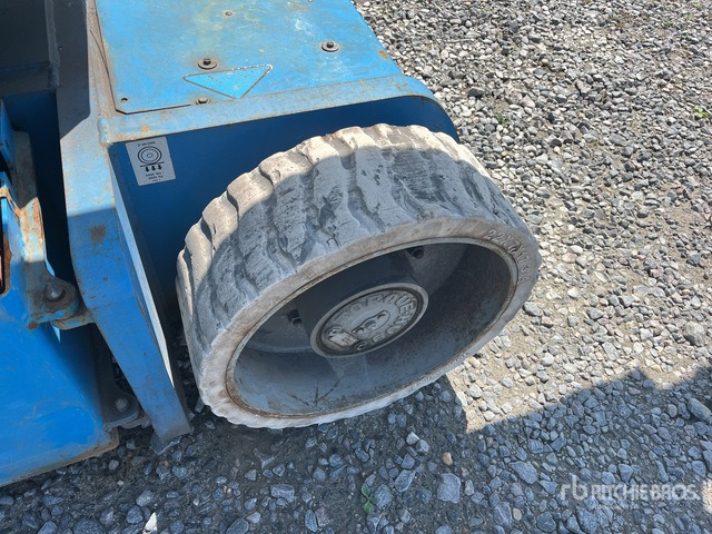 2007 Genie Z-30/20N 2WD Electric (Inoperable) Articulating Boom Lift - Дигачка зглобна платформа: слика 5 2007 Genie Z-30/20N 2WD Electric (Inoperable) Articulating Boom Lift - Дигачка зглобна платформа: слика 5
