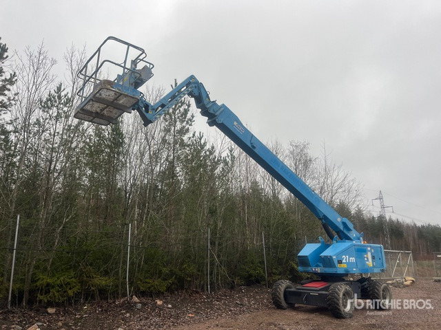 2008 Aichi SP 21 AJ 4WD Diesel Telescopic Boom Lift - Телескопска платформа: слика 4 2008 Aichi SP 21 AJ 4WD Diesel Telescopic Boom Lift - Телескопска платформа: слика 4