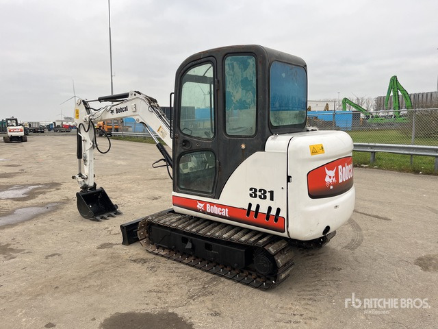 2009 Bobcat 331G Tracked Excavator - Багер гасеничар: слика 2 2009 Bobcat 331G Tracked Excavator - Багер гасеничар: слика 2