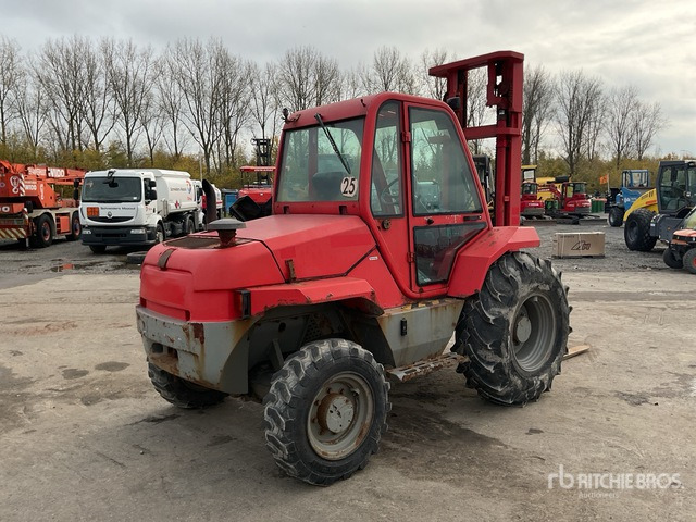 2011 Manitou M26-4T 2600 kg 4x4 Rough Terrain Forklift - Вилушкар за груб терен: слика 4 2011 Manitou M26-4T 2600 kg 4x4 Rough Terrain Forklift - Вилушкар за груб терен: слика 4