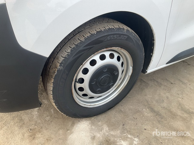 2023 Fiat Scudo Passenger Van - Минибус, Патничко комбе: слика 5 2023 Fiat Scudo Passenger Van - Минибус, Патничко комбе: слика 5