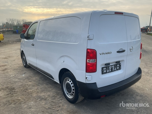 2023 Opel Vivaro Passenger Van - Минибус, Патничко комбе: слика 4 2023 Opel Vivaro Passenger Van - Минибус, Патничко комбе: слика 4