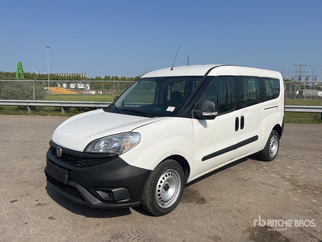 2018 Fiat Doblo 1.3 JTD MAXI Cargo Van - Комбе: слика 1 2018 Fiat Doblo 1.3 JTD MAXI Cargo Van - Комбе: слика 1