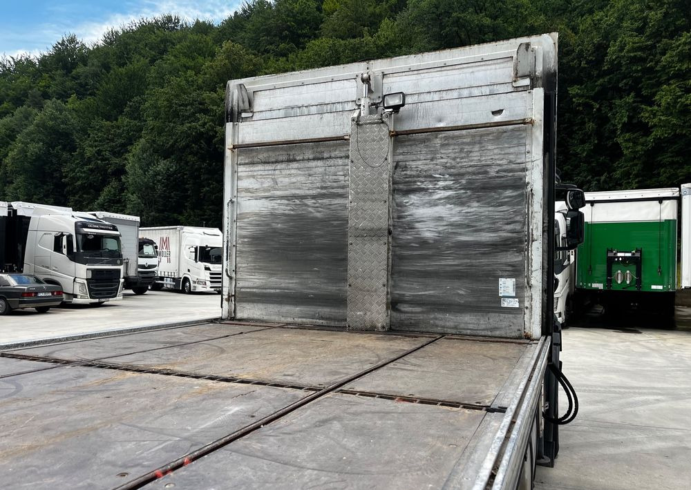 Камион влекач Iveco Stralis 360 // HIAB 144 E4 HIDUO + Radio // Zabudowa 6m // Oś podnoszona: слика 13 Камион влекач Iveco Stralis 360 // HIAB 144 E4 HIDUO + Radio // Zabudowa 6m // Oś podnoszona: слика 13