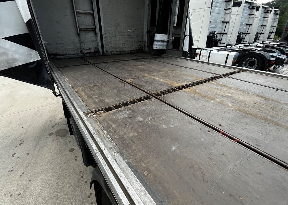 Камион влекач Iveco Stralis 360 // HIAB 144 E4 HIDUO + Radio // Zabudowa 6m // Oś podnoszona: слика 11 Камион влекач Iveco Stralis 360 // HIAB 144 E4 HIDUO + Radio // Zabudowa 6m // Oś podnoszona: слика 11