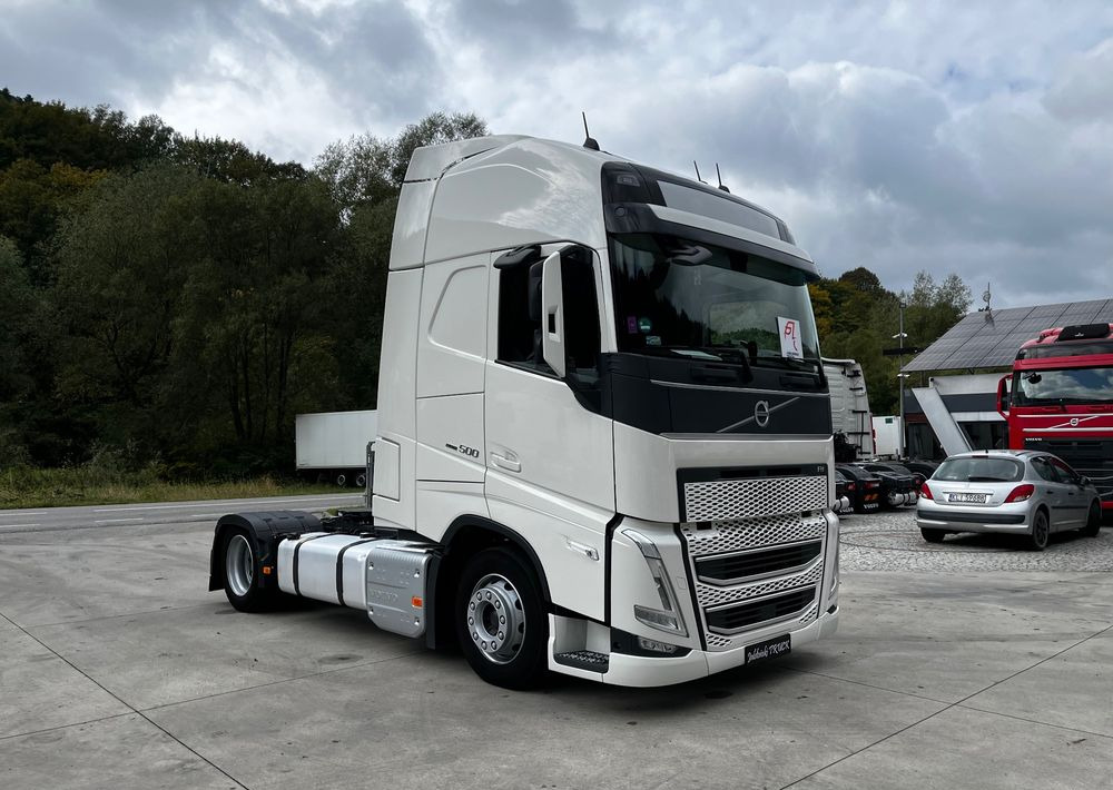 Volvo FH500 // Zamiana na starszy //New Face // Low Deck // Full Led // ACC // Globe XL // ParkClima // Zamiana za starszy - Камион влекач: слика 2 Volvo FH500 // Zamiana na starszy //New Face // Low Deck // Full Led // ACC // Globe XL // ParkClima // Zamiana za starszy - Камион влекач: слика 2