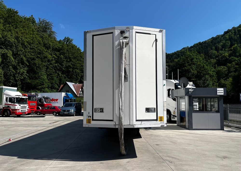 Pezzaioli HMK Industri // Do przewozu zwierząt // 2004 Rok // 3 Pokłady // Waga // Osi skrętne // Oznonacja // - Полуприколка за добиток: слика 3 Pezzaioli HMK Industri // Do przewozu zwierząt // 2004 Rok // 3 Pokłady // Waga // Osi skrętne // Oznonacja // - Полуприколка за добиток: слика 3