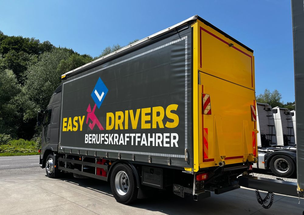 Volvo FH 420 4x2 // Zestaw + przyczepa Schwarzmuller // Jak Nowy // Niski przebieg // Automat // Idealny !!! - Камион со церада: слика 4 Volvo FH 420 4x2 // Zestaw + przyczepa Schwarzmuller // Jak Nowy // Niski przebieg // Automat // Idealny !!! - Камион со церада: слика 4