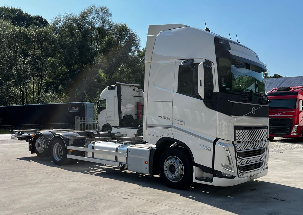 Volvo FH500 BDF 6x2 // Dolny zaczep // Euro 6 motor ! // New Face // XXL Cab // - Камион со кабинска шасија: слика 2 Volvo FH500 BDF 6x2 // Dolny zaczep // Euro 6 motor ! // New Face // XXL Cab // - Камион со кабинска шасија: слика 2