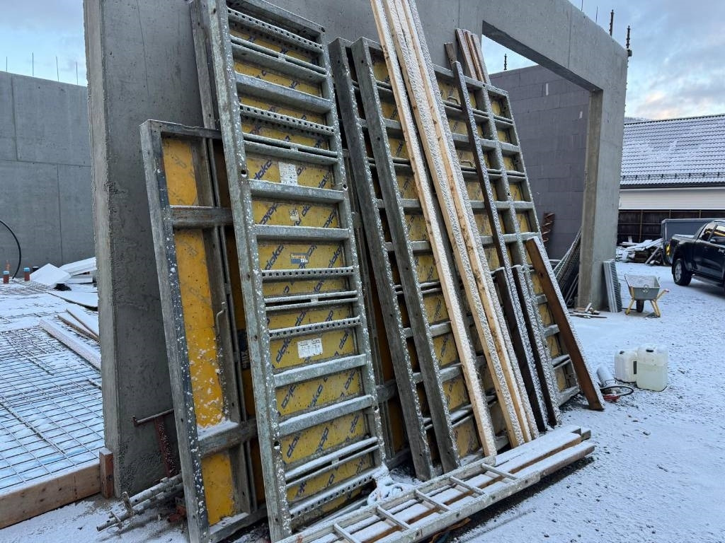Annet DOKA Formwork complete system - Машина за бетон: слика 3 Annet DOKA Formwork complete system - Машина за бетон: слика 3