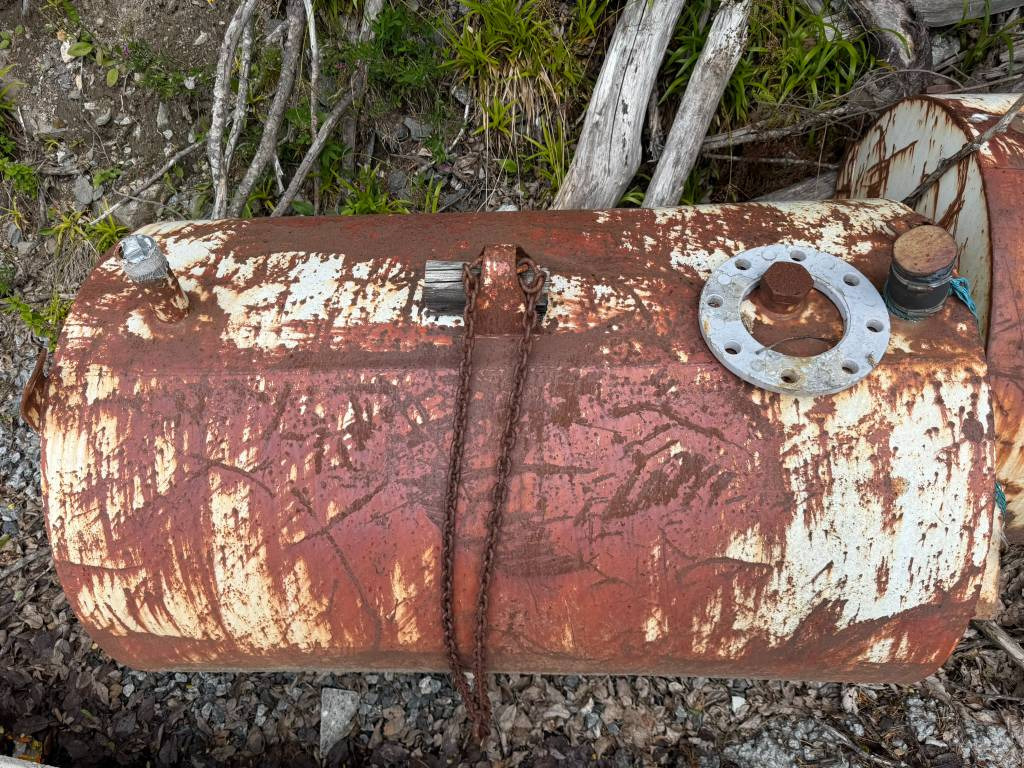 Annet Diesel tank 1000 liter - Резервоар за складирање: слика 2 Annet Diesel tank 1000 liter - Резервоар за складирање: слика 2