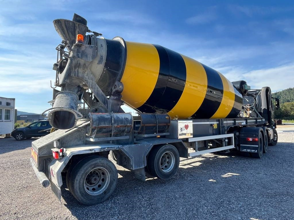 Mercedes-Benz Arocs 6X4 AMT BT 220 semi-trailer concrete mixer - Камион влекач, Полуприколка миксер за бетон: слика 2 Mercedes-Benz Arocs 6X4 AMT BT 220 semi-trailer concrete mixer - Камион влекач, Полуприколка миксер за бетон: слика 2