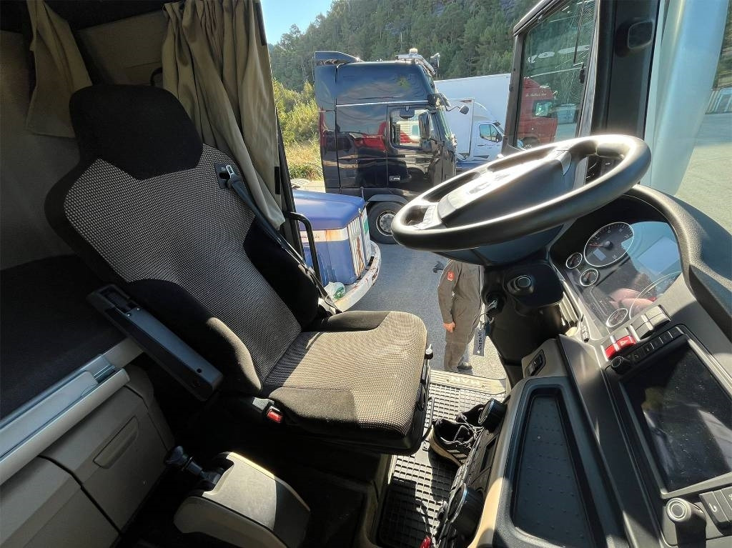 Кипер MAN TGX 26.580  6x4: слика 6