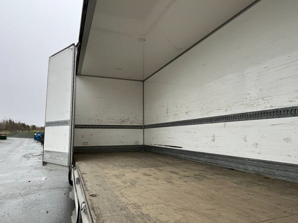 Камион сандучар Mercedes-Benz Actros 2546 6x2: слика 12 Камион сандучар Mercedes-Benz Actros 2546 6x2: слика 12