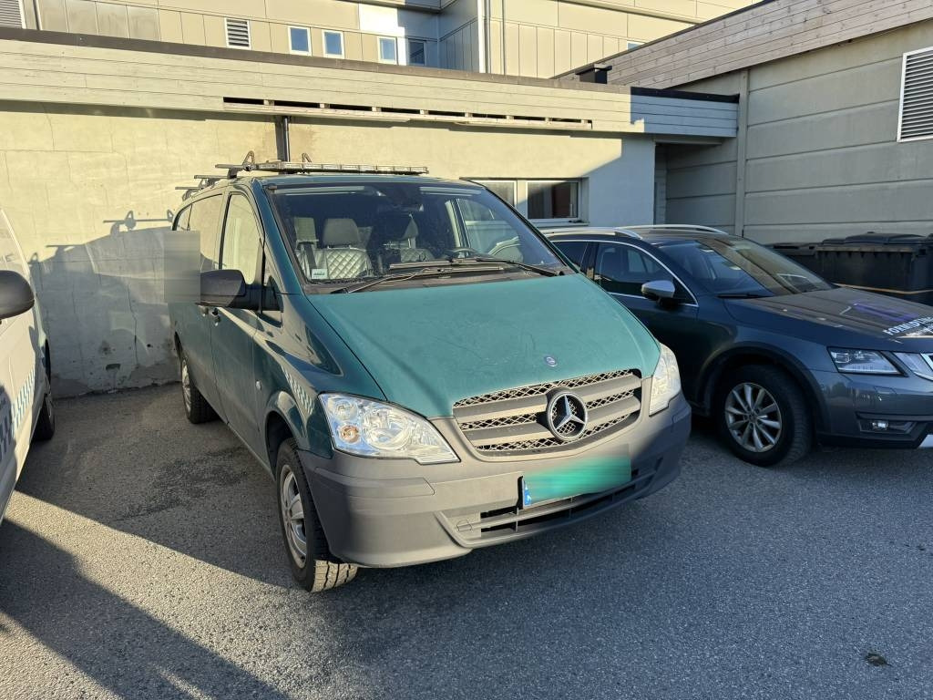 Mercedes-Benz Vito 116 CDI 4x4 - Комбе фургон: слика 1 Mercedes-Benz Vito 116 CDI 4x4 - Комбе фургон: слика 1