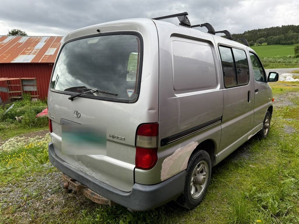 Toyota Hiace 4x4 - Мало комбе: слика 5 Toyota Hiace 4x4 - Мало комбе: слика 5