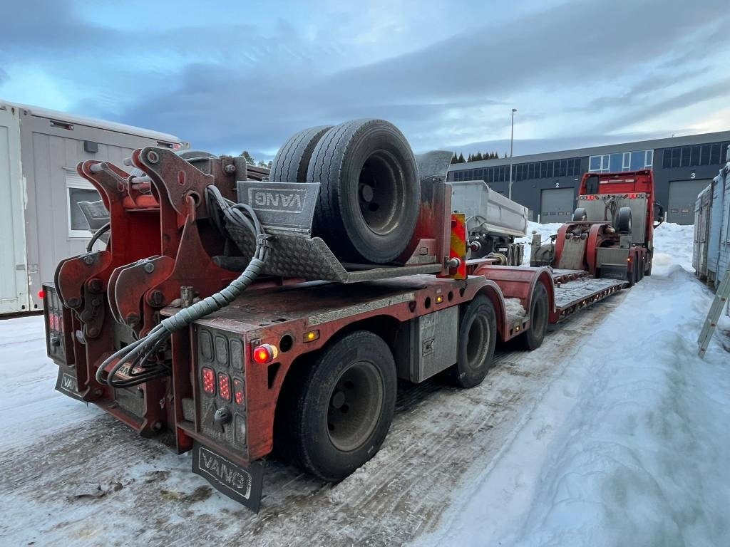 Vang ATHLS 3+1 Volvo FH16 750 Heavy Haul 8x2 - Полуприколка за низок утовар: слика 4 Vang ATHLS 3+1 Volvo FH16 750 Heavy Haul 8x2 - Полуприколка за низок утовар: слика 4