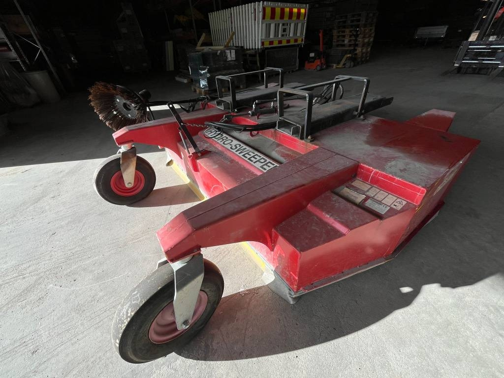 Westbjorn Hydro-Sweeper 2000 SSH - Метла: слика 1 Westbjorn Hydro-Sweeper 2000 SSH - Метла: слика 1