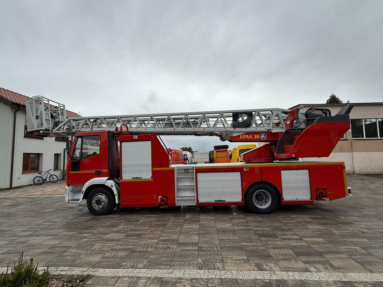 Iveco 130E23 - Противпожарен камион: слика 5 Iveco 130E23 - Противпожарен камион: слика 5