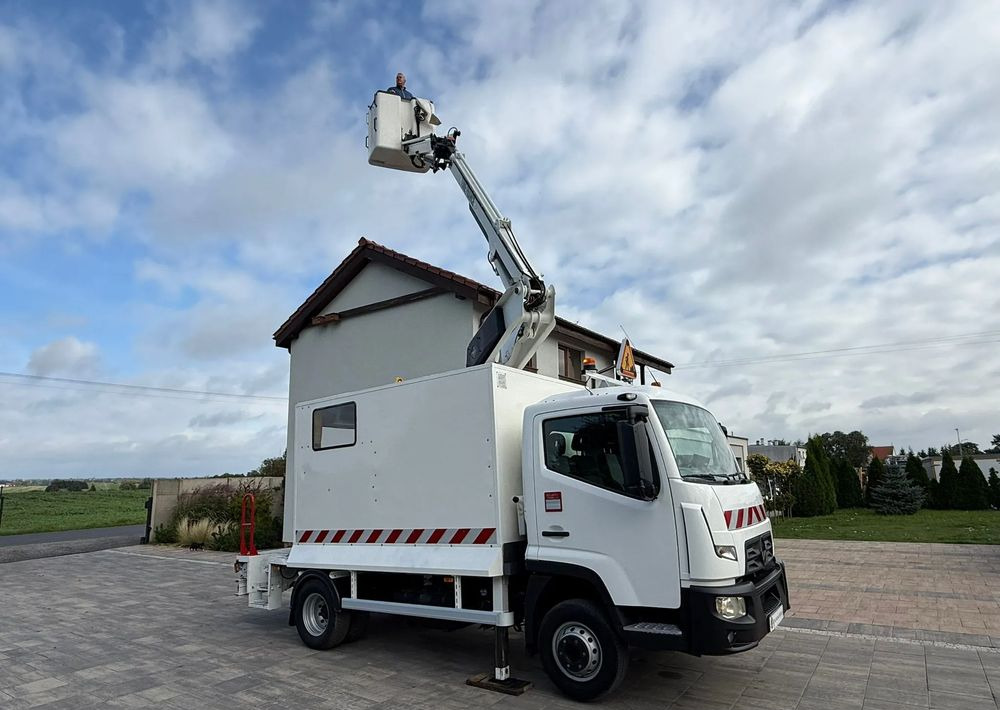 Renault D - Камион со подигачка кошница: слика 2 Renault D - Камион со подигачка кошница: слика 2