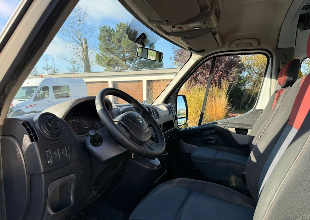 Renault Master - Комби со двојна кабина: слика 5 Renault Master - Комби со двојна кабина: слика 5